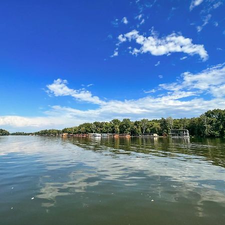 Lakohajo, Uszohaz - Tisza-To Otel Tiszafüred Dış mekan fotoğraf
