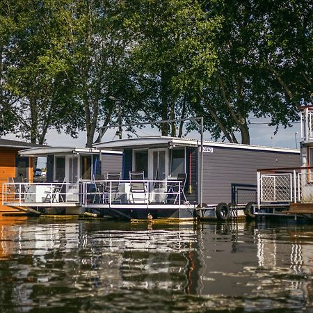 Lakohajo, Uszohaz - Tisza-To Otel Tiszafüred Dış mekan fotoğraf