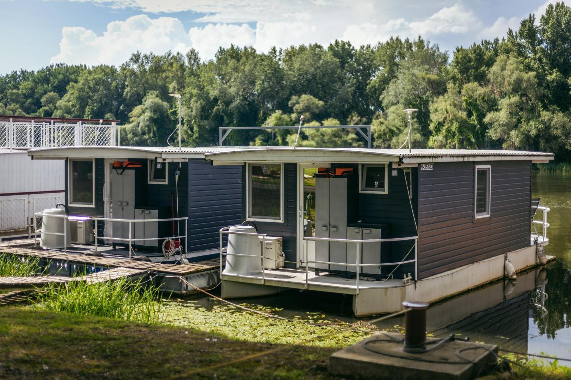 Lakohajo, Uszohaz - Tisza-To Otel Tiszafüred Dış mekan fotoğraf