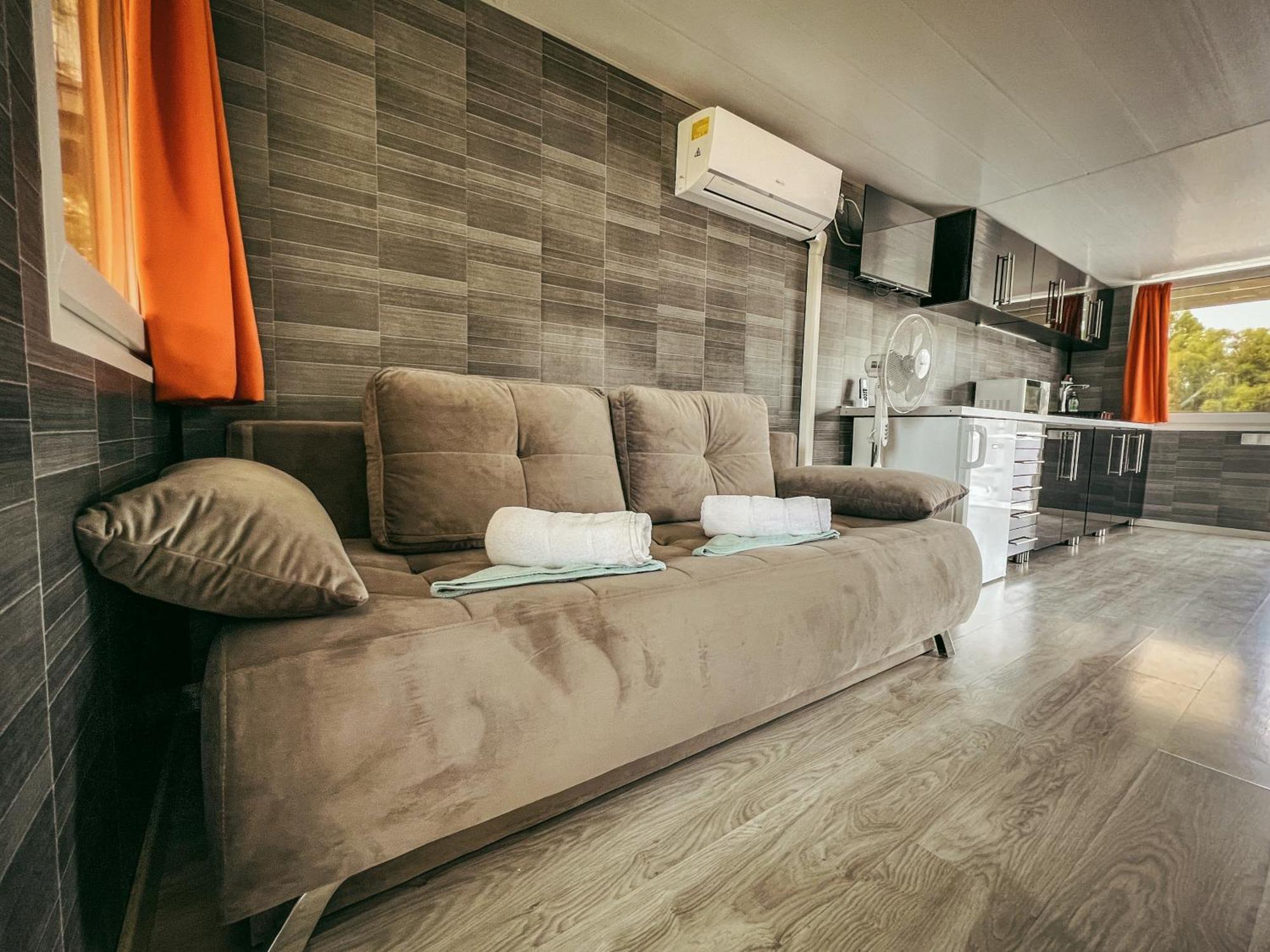 Lakohajo, Uszohaz - Tisza-To Otel Tiszafüred Dış mekan fotoğraf