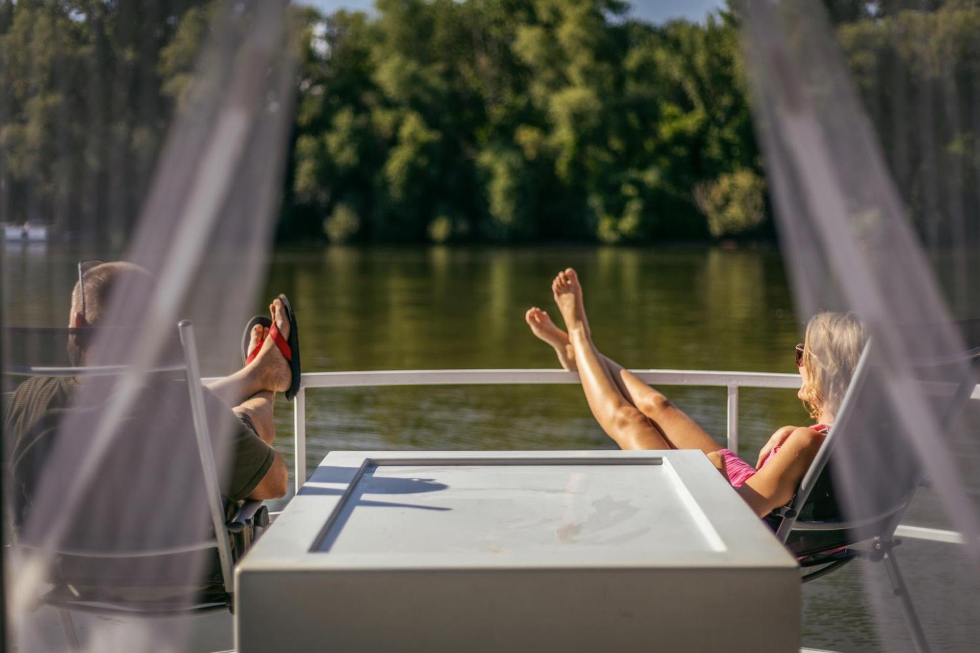 Lakohajo, Uszohaz - Tisza-To Otel Tiszafüred Dış mekan fotoğraf